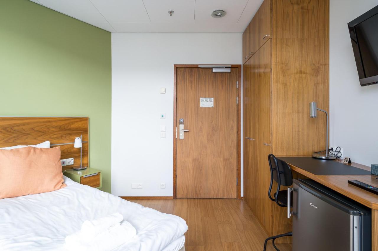 Hiisi Hotel Helsinki Jaetkaesaari Kültér fotó