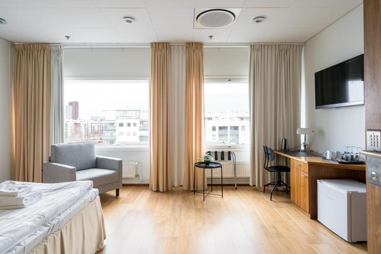 Hiisi Hotel Helsinki Jaetkaesaari Kültér fotó